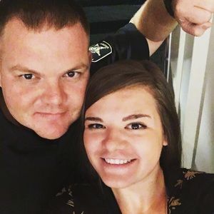 Meet your Posher, Lakin